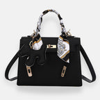 Perla - Borsa Strutturata con Foulard e Charm