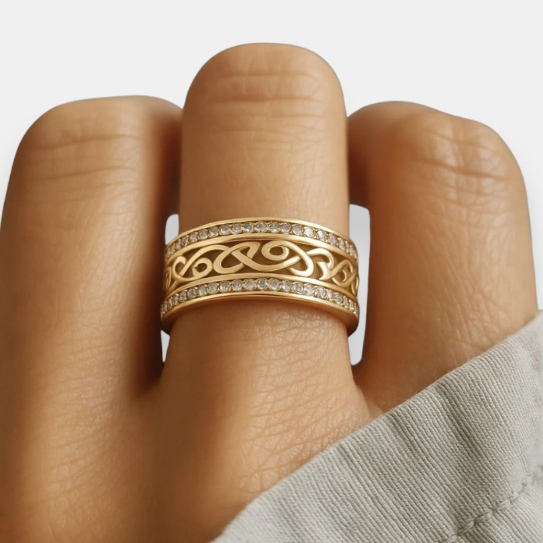 Serafina - Anello Intrecciato con Zirconi