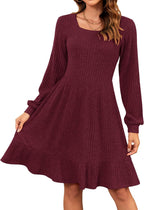 Quadrienne - Abito in Maglia con Scollo Quadrato