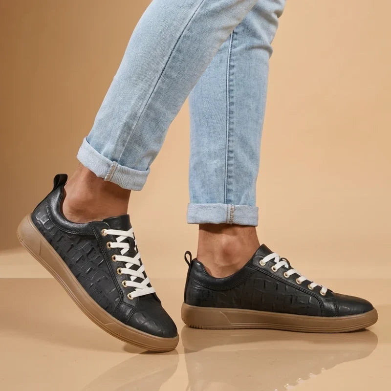 Leonzio - Sneakers in Pelle dall’Eleganza Versatile