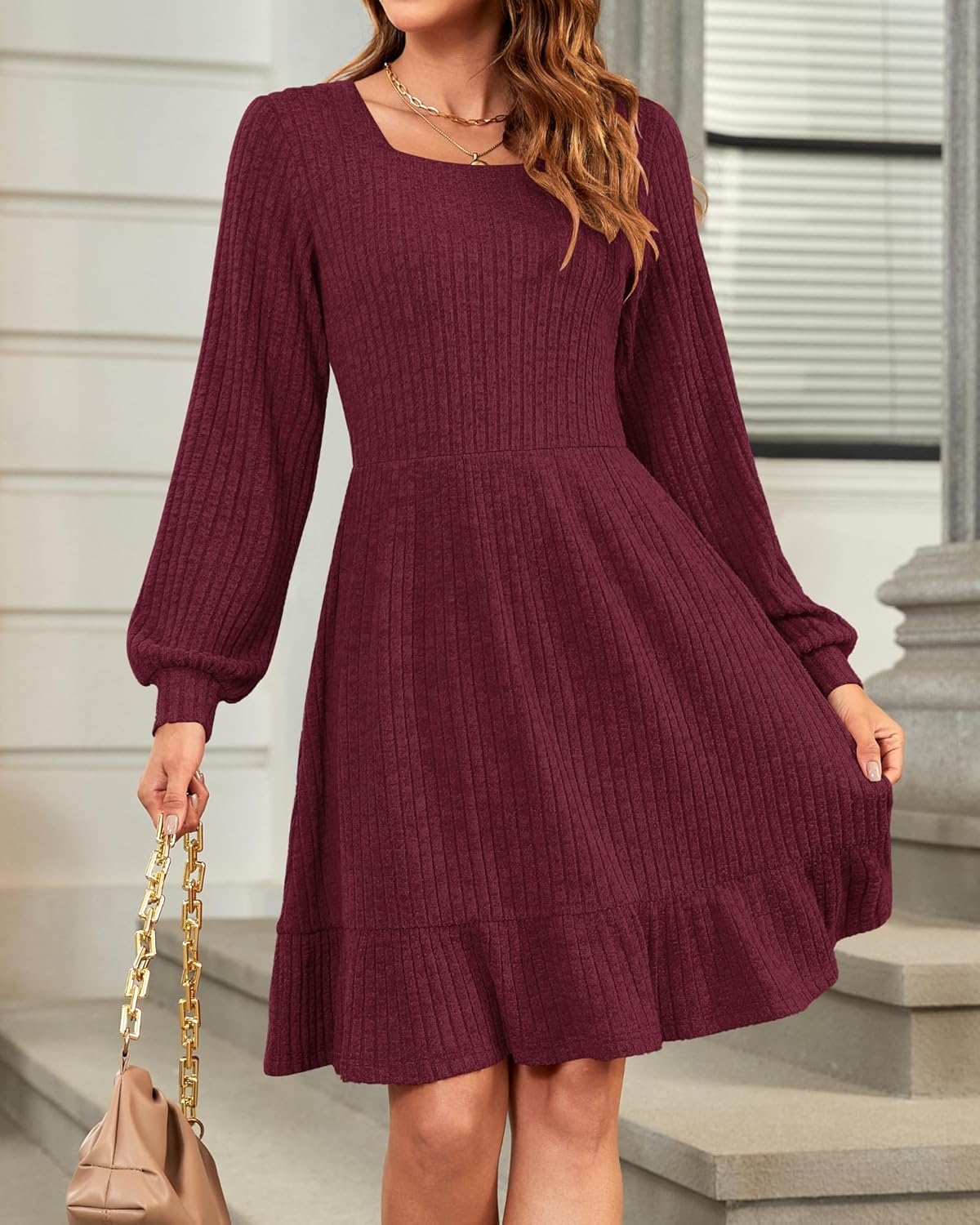 Quadrienne - Abito in Maglia con Scollo Quadrato