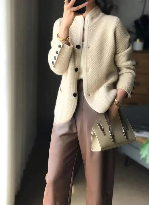 Lucille - Cardigan in Cashmere con Bottoni