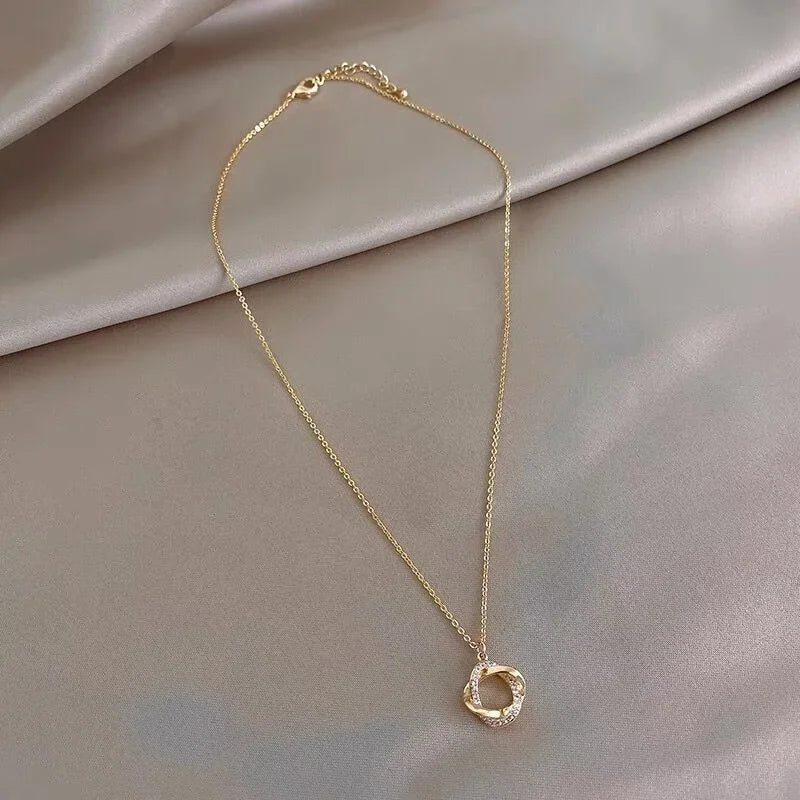 Sveva - Collana Minimalista Senza Tempo