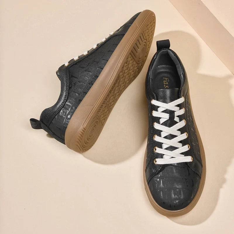 Leonzio - Sneakers in Pelle dall’Eleganza Versatile
