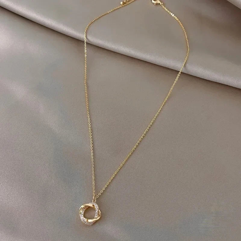 Sveva - Collana Minimalista Senza Tempo